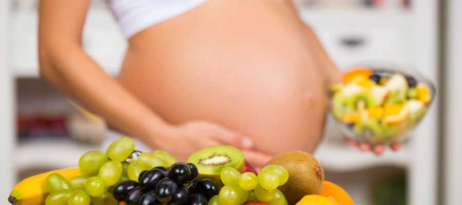 Вишня при беременности: разрешают ли врачи. Какую пользу приносят ягоды, как их употреблять. Можно или нет есть вишню при грудном вскармливании.