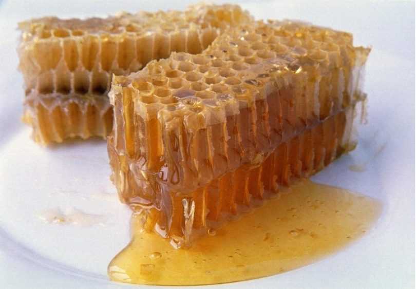 Пчелиный воск: полезные свойства, состав, применение в косметике и косметологии