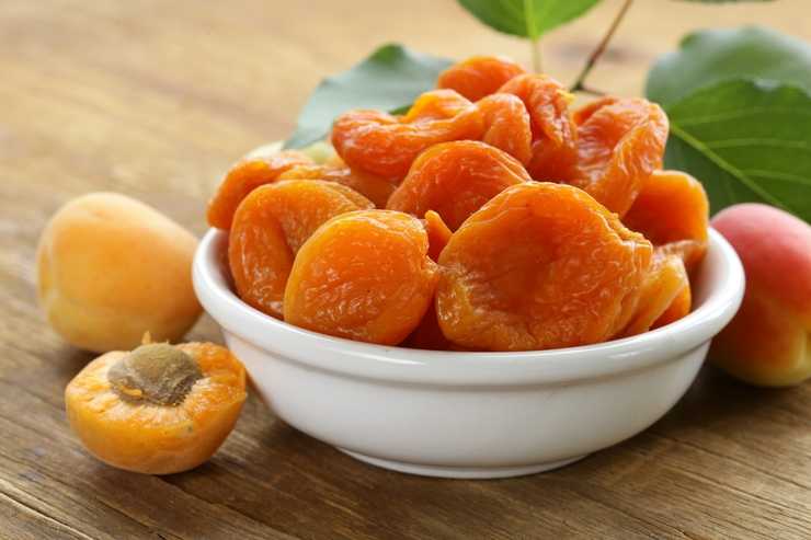 Полезные свойства абрикоса и состав витаминов