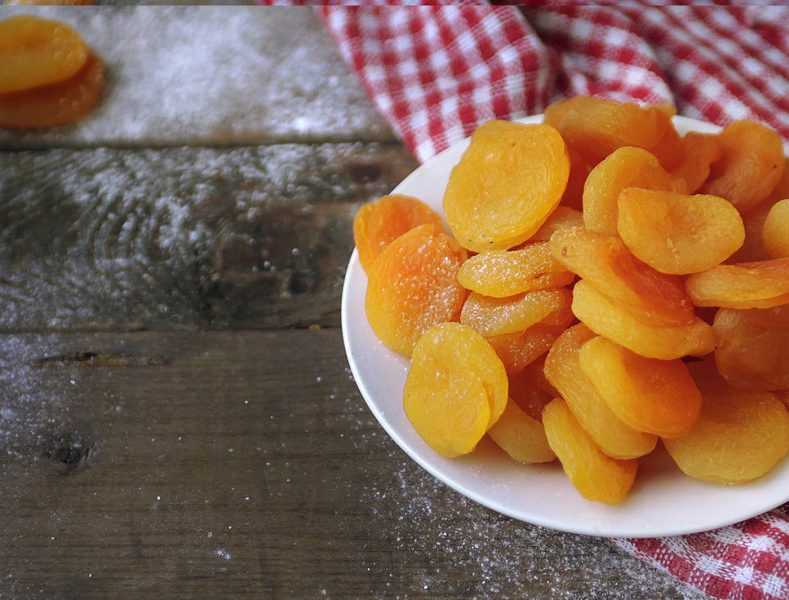 Полезные свойства абрикоса и возможный вред для здоровья человека: состав, калорийность, применение в лечебных целях